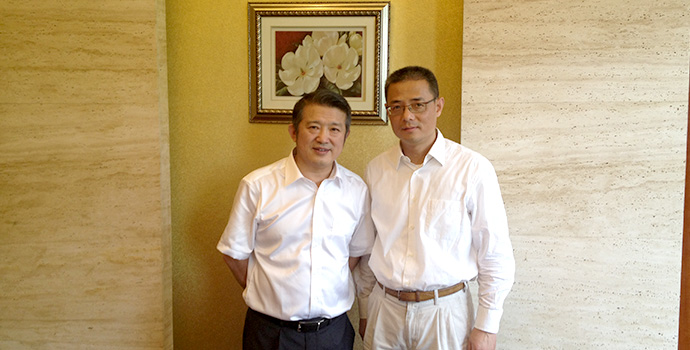 活动受到泰康人寿高层高度重视，薛桢梁总裁与泰康人寿董事长陈东升先生亲切合影